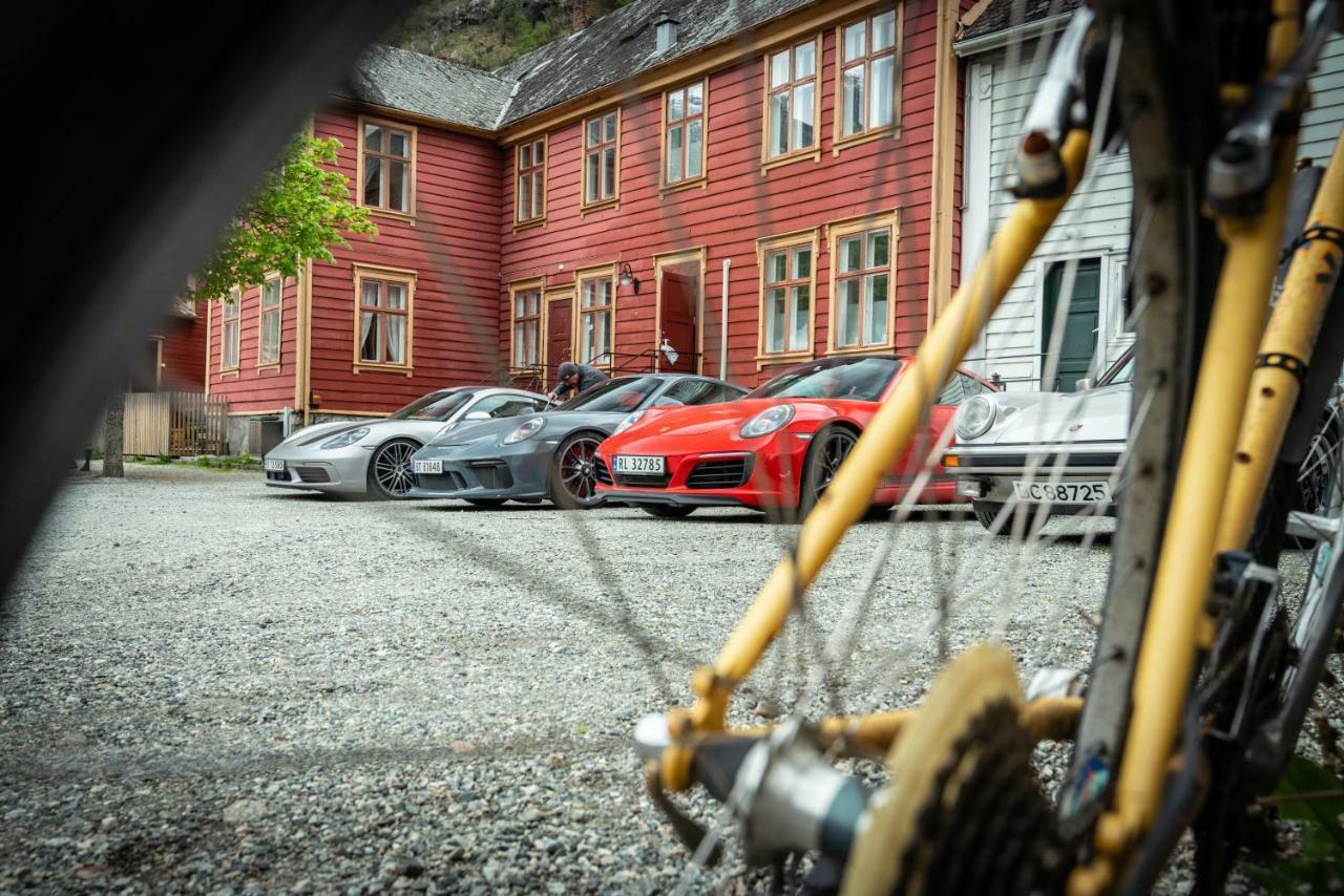 Laerdalsoren Motor Guesthouse Lærdalsøyri エクステリア 写真